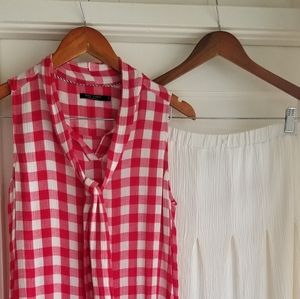 Max Jeans top and white crepe material skirt